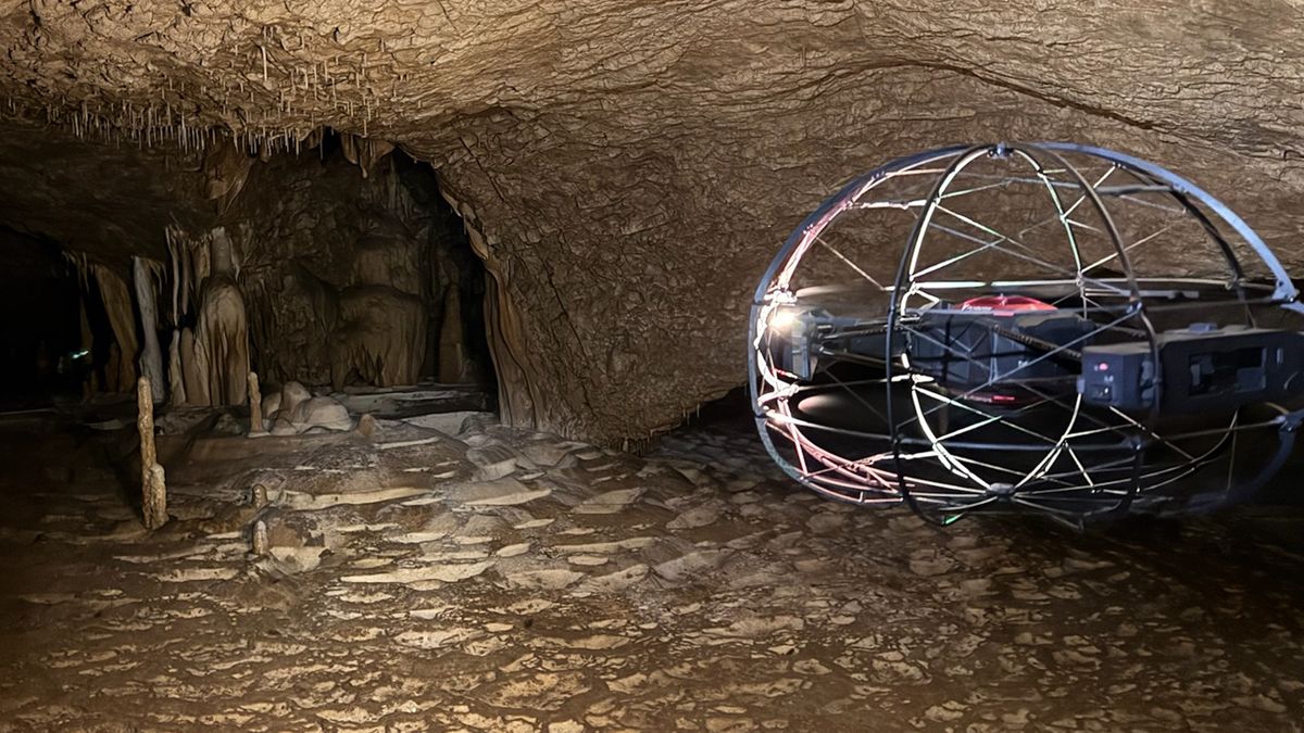 Drone mapping in GPS-denied environments